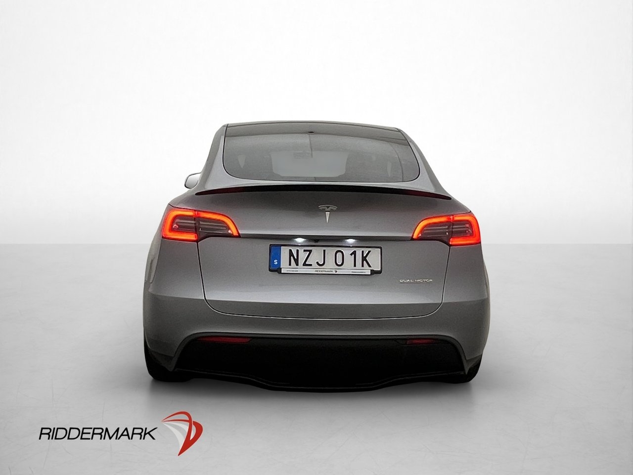 Tesla Model Y 2023, photo 7/35