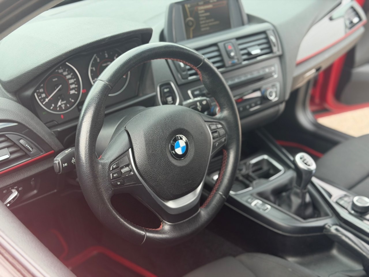 BMW 118 d 5-dörrars Sport line Euro 5 2014, bild 7/10