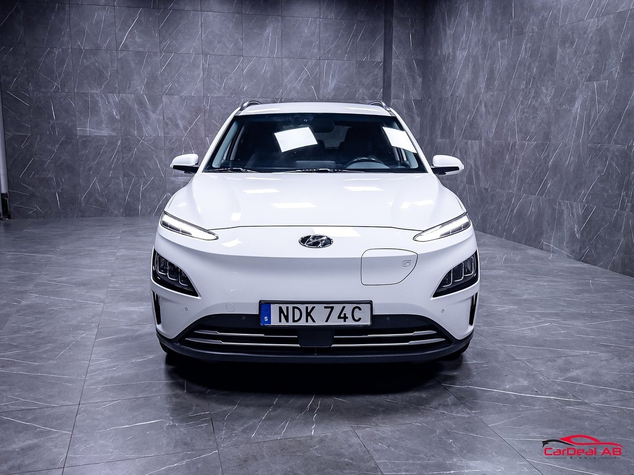 Hyundai Kona 64 kWh 204hk 2022, bild 2/30
