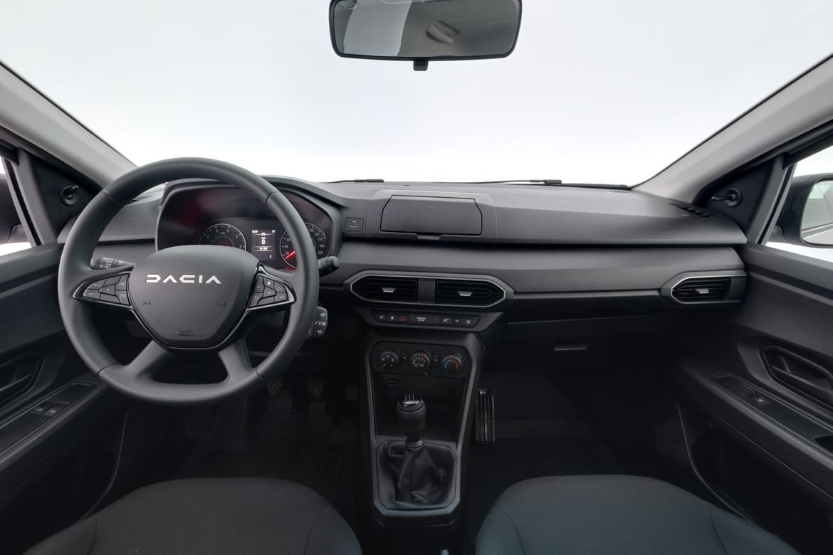 Dacia Sandero TCe 90 essential 2023, photo 7/10