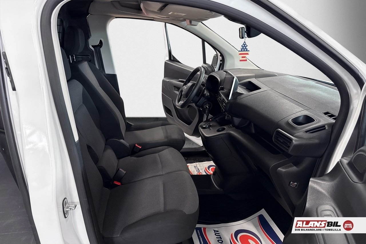 Toyota Proace City 2023, bild 7/9