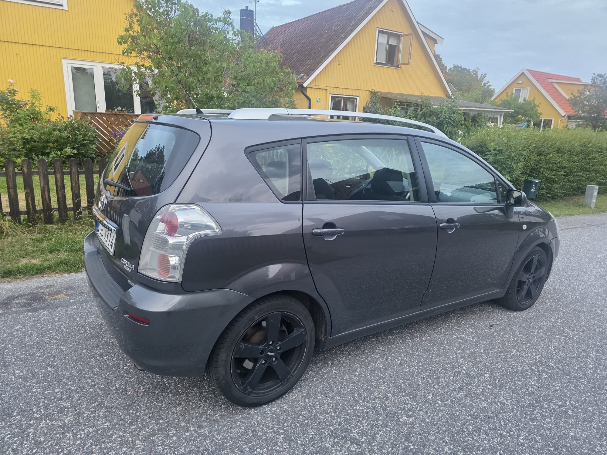 Toyota Corolla Verso 2.2 D-4D Manuell 2008, bild 6/10