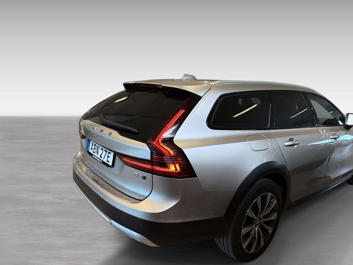 Volvo V90 Cross Country 2024, kuva 7/10