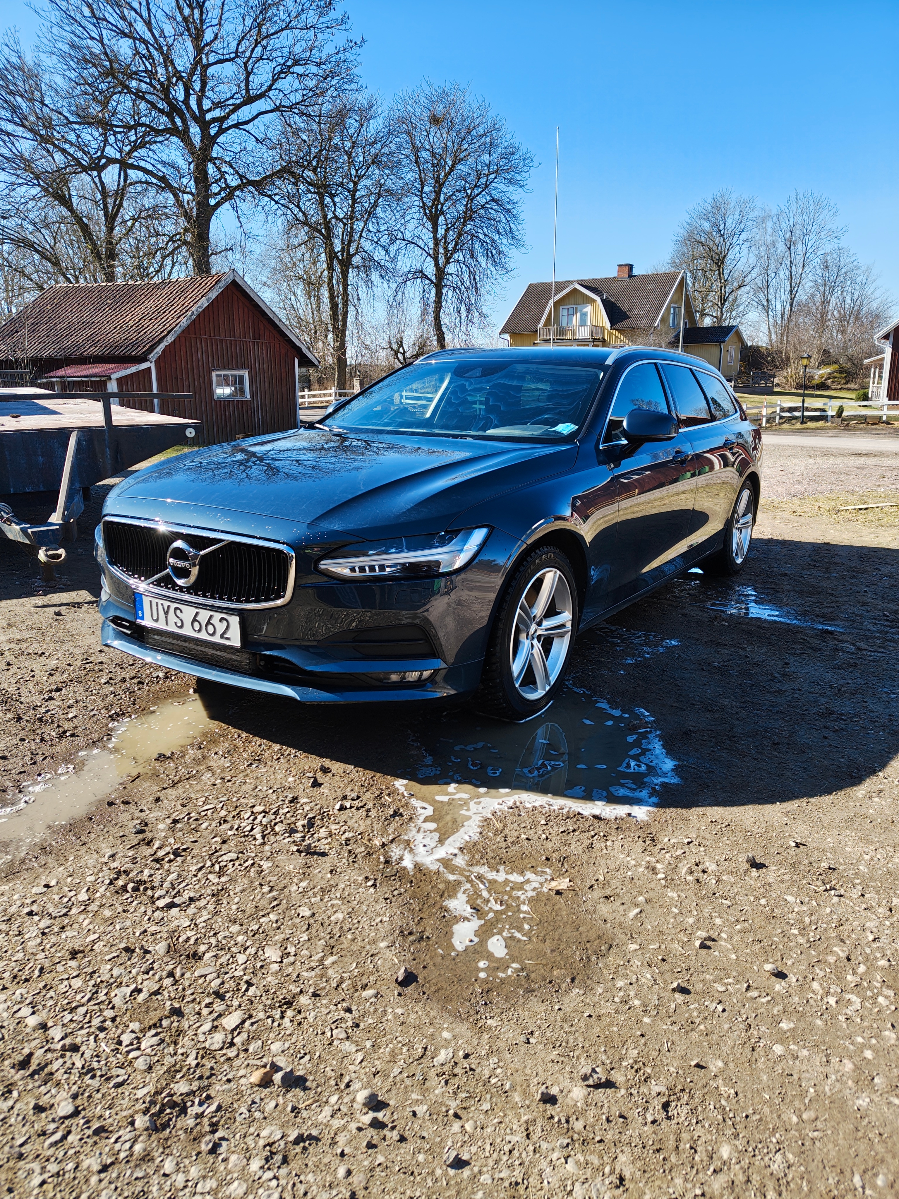 Volvo V90
