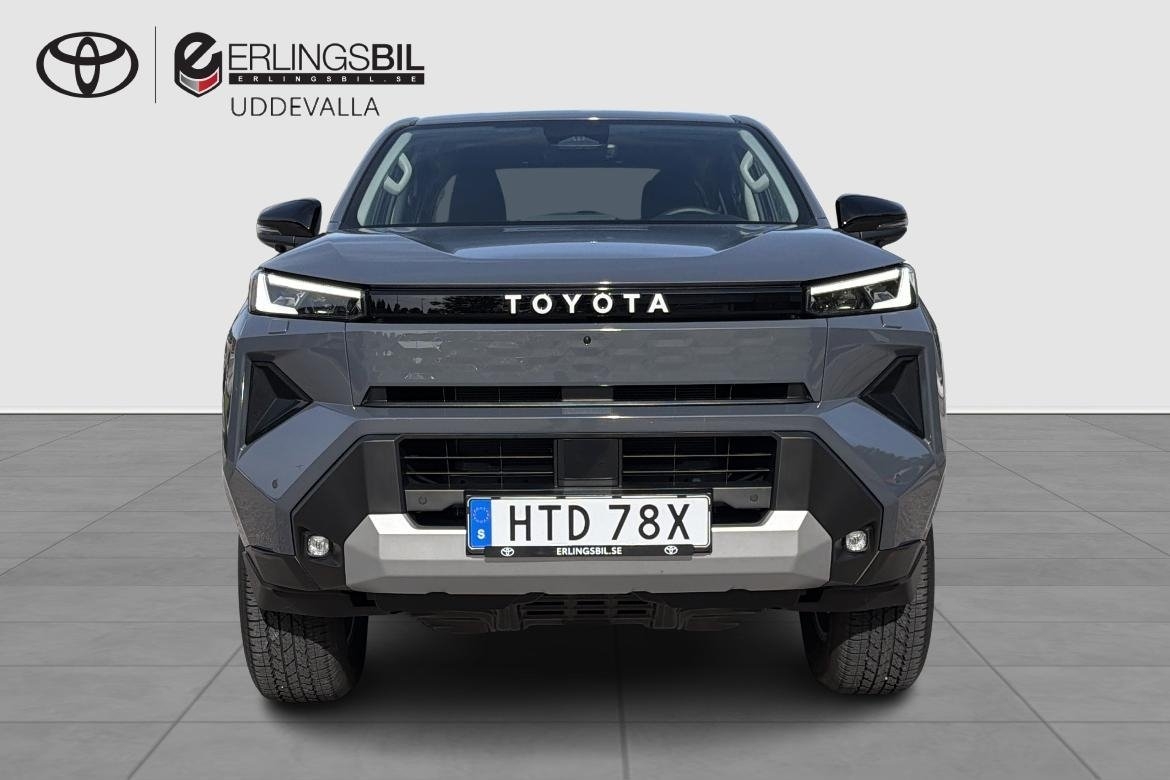 Toyota HiLux LEGEND BEV AWD 2026, kuva 5/19