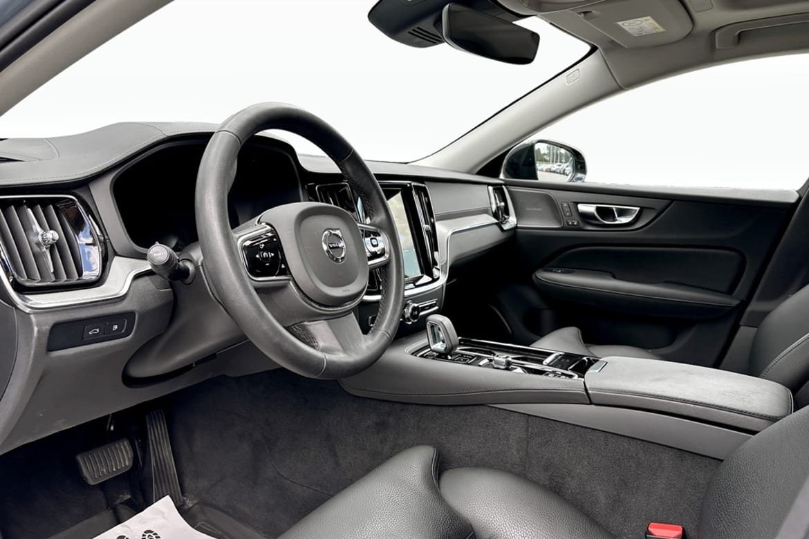 Volvo S60 Recharge T8 Ultimate Dark 2023, bild 5/9