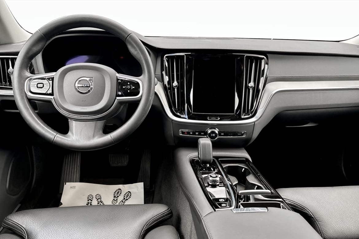 Volvo S60 Recharge T8 Ultimate Dark 2023, bild 4/9