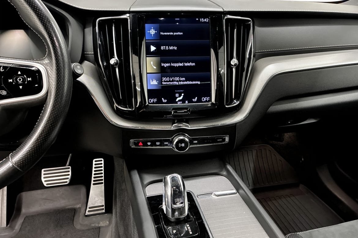 Volvo XC60 T8 TE R-Design 2019, bild 6/9