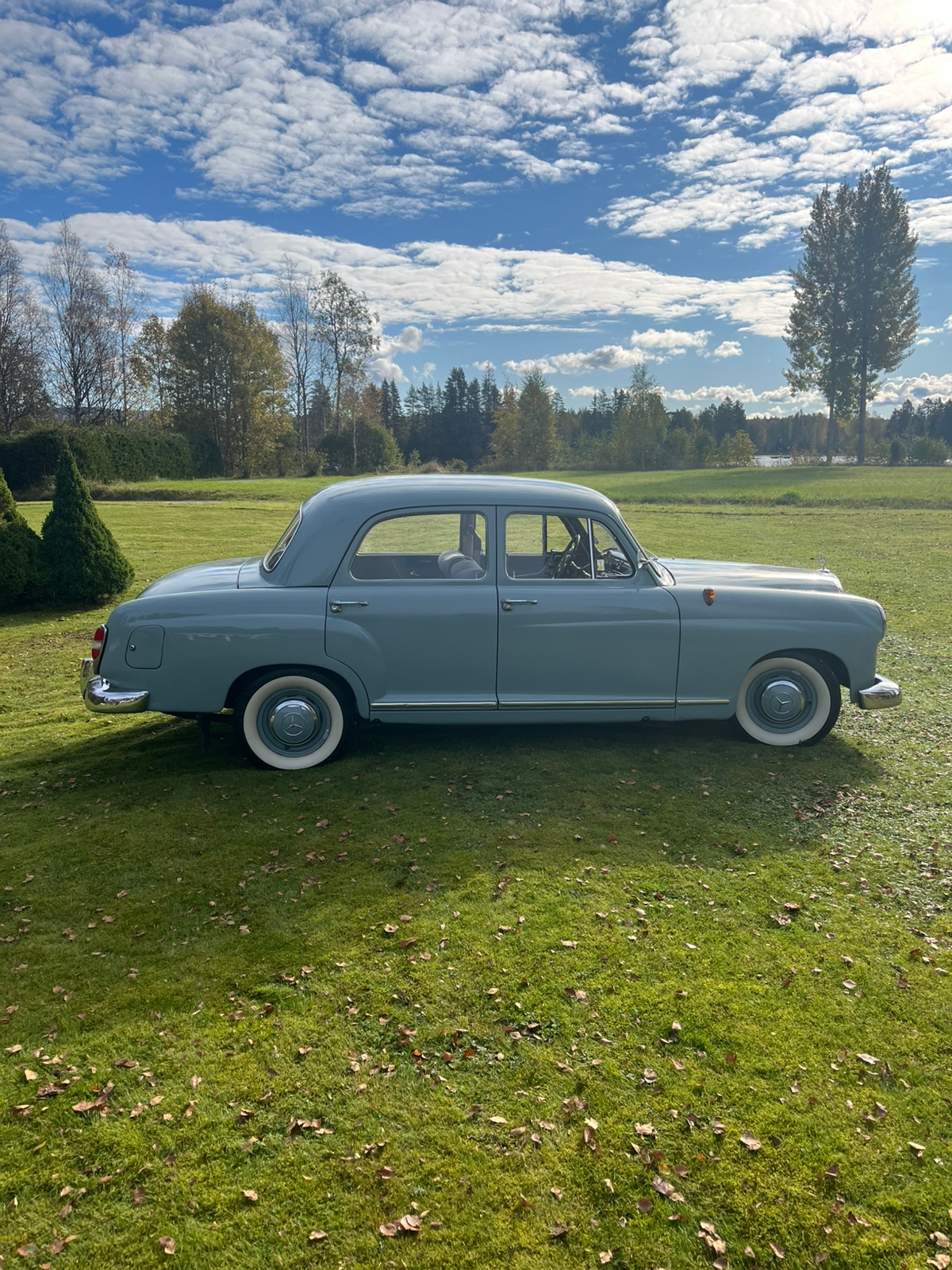 Mercedes-Benz 180