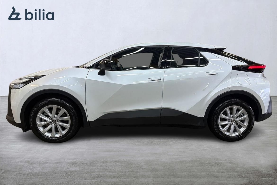 Toyota C-HR 2025, photo 3/21