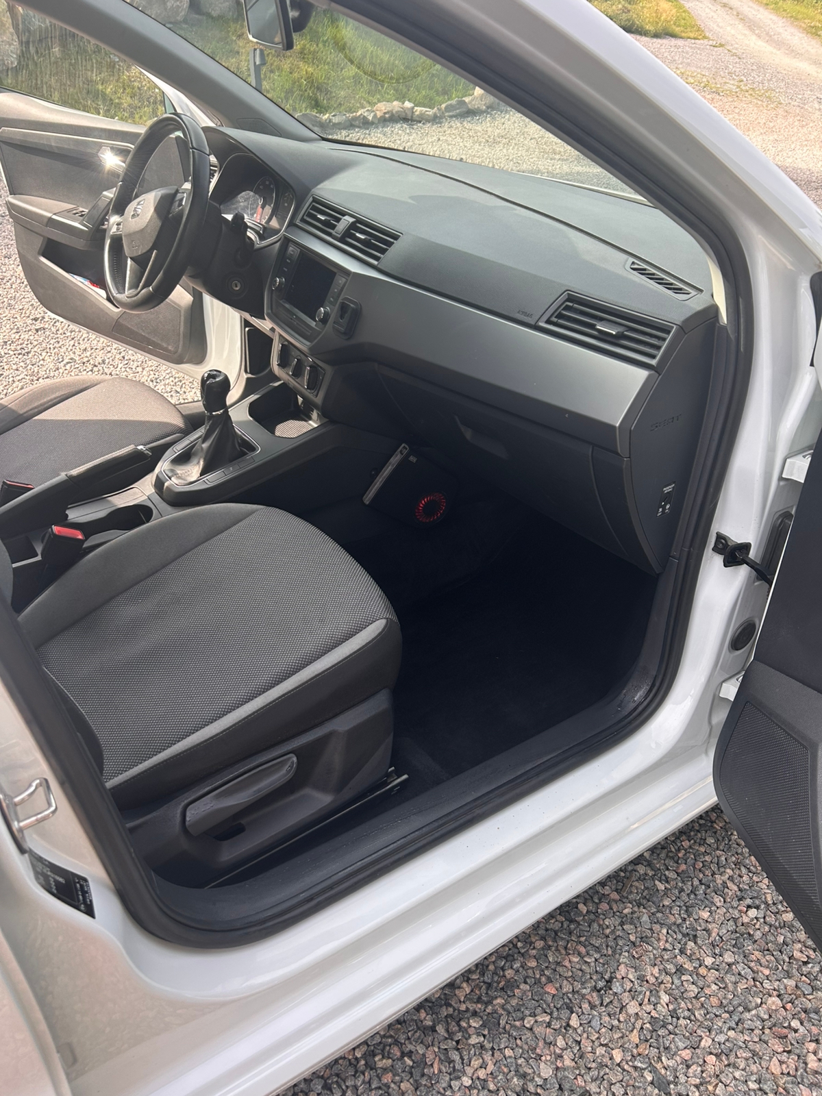 Seat Ibiza 1.0 TGI Manuell 2018, bild 6/10