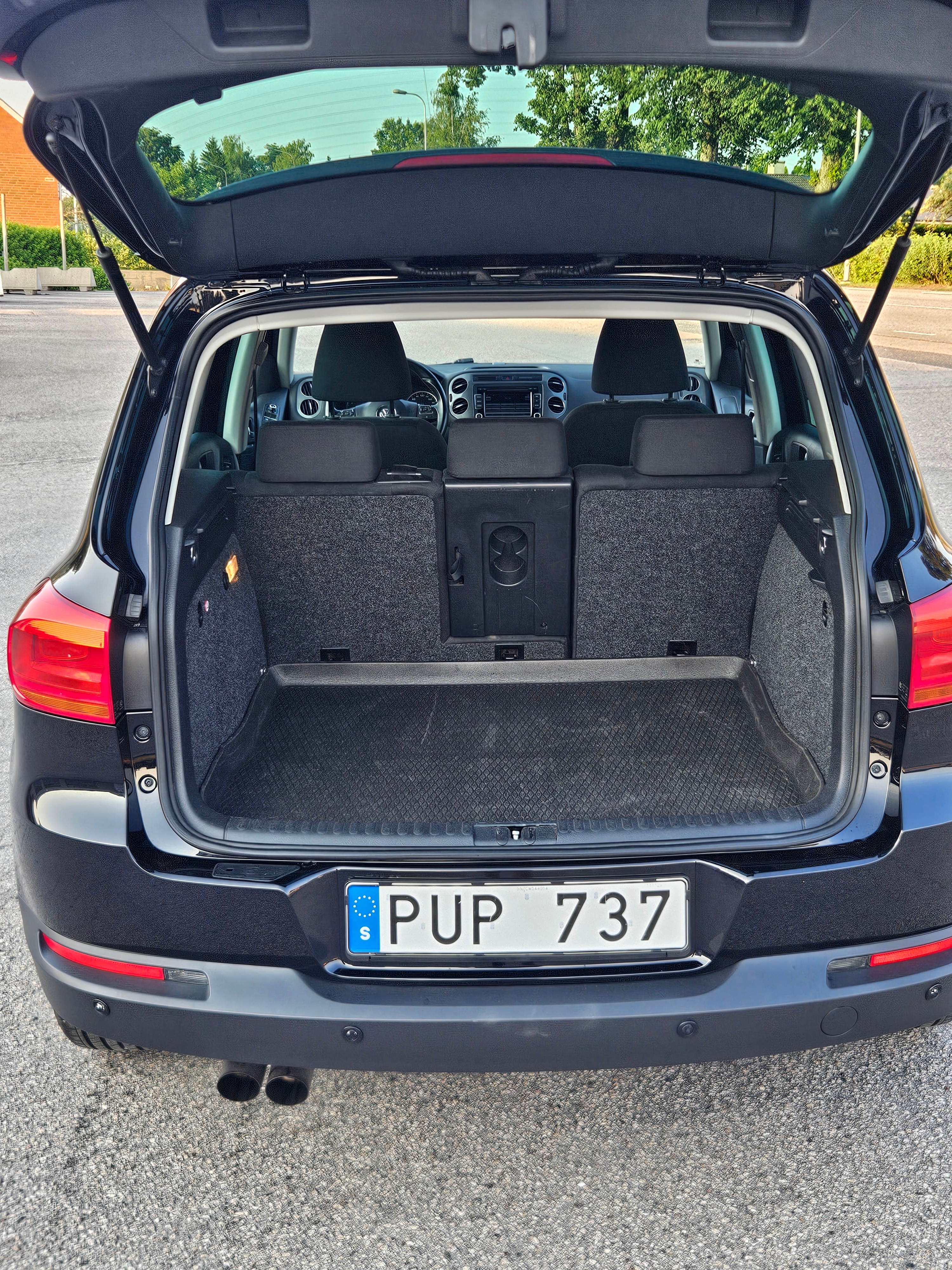 Volkswagen Tiguan 2012, photo 6/7