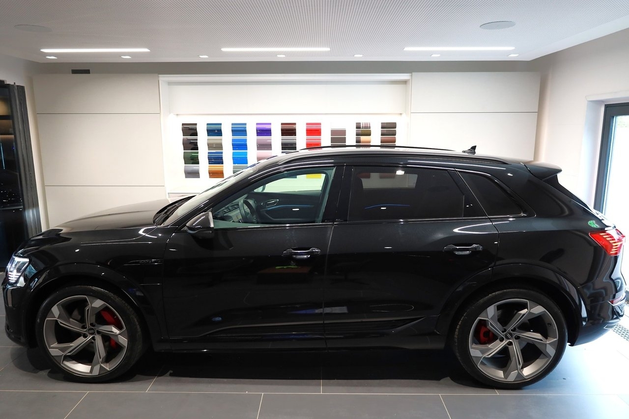 Audi SQ8 e-tron e-tron quattro / 503 HK 2024, kuva 6/10