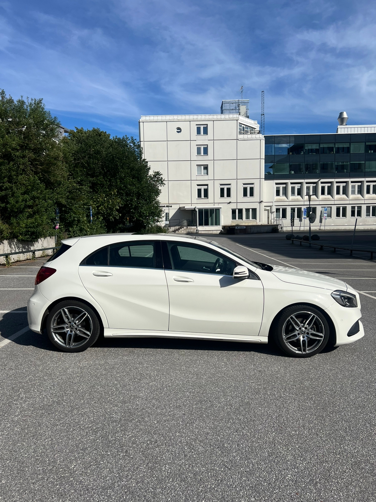 Mercedes-Benz A 180 d 7G-DCT 2018, kuva 4/10