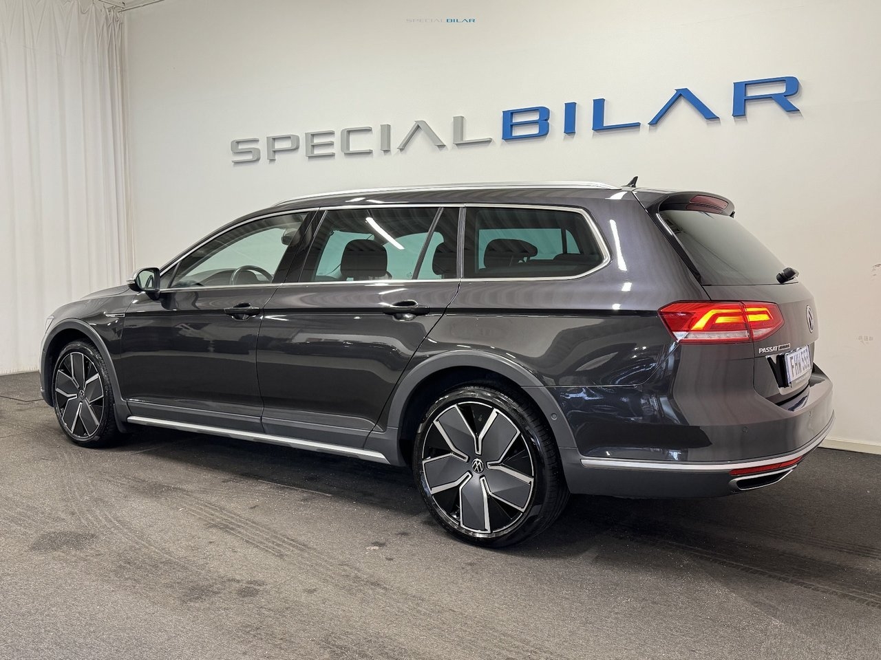 Volkswagen Passat 2019, bild 3/10