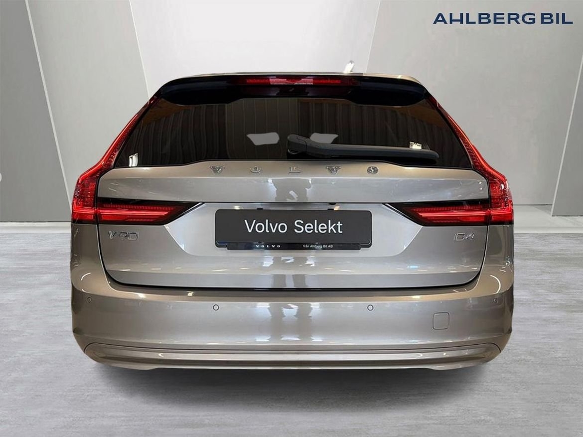 Volvo V90 2021, photo 3/10
