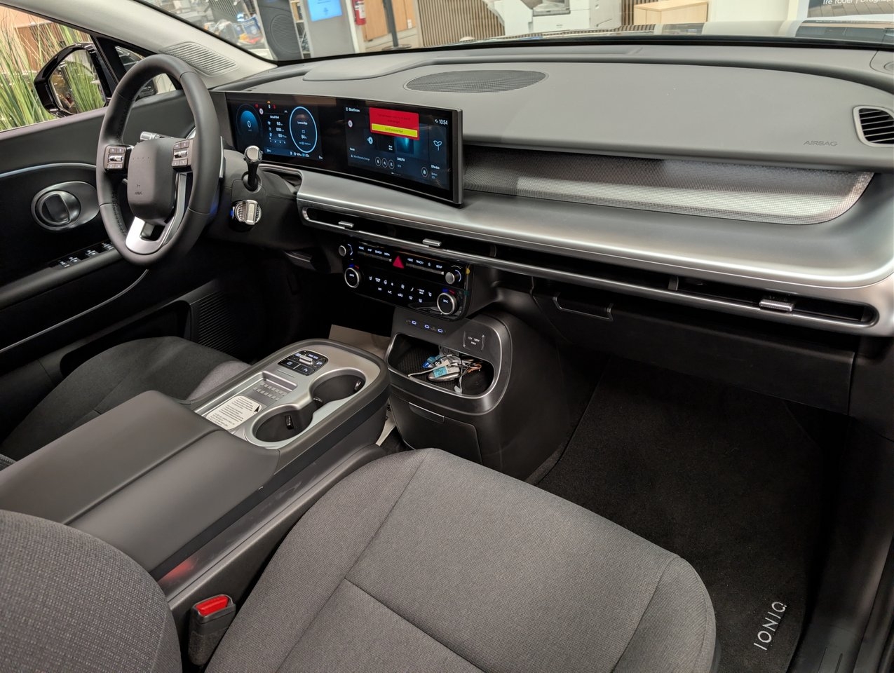 Hyundai Ioniq 9 2WD Essential 110 kWh 2026, bild 7/9