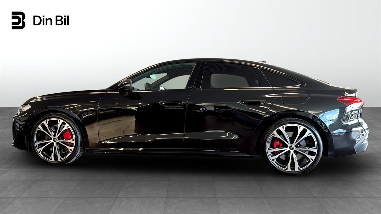 Audi A5 2025, photo 2/22