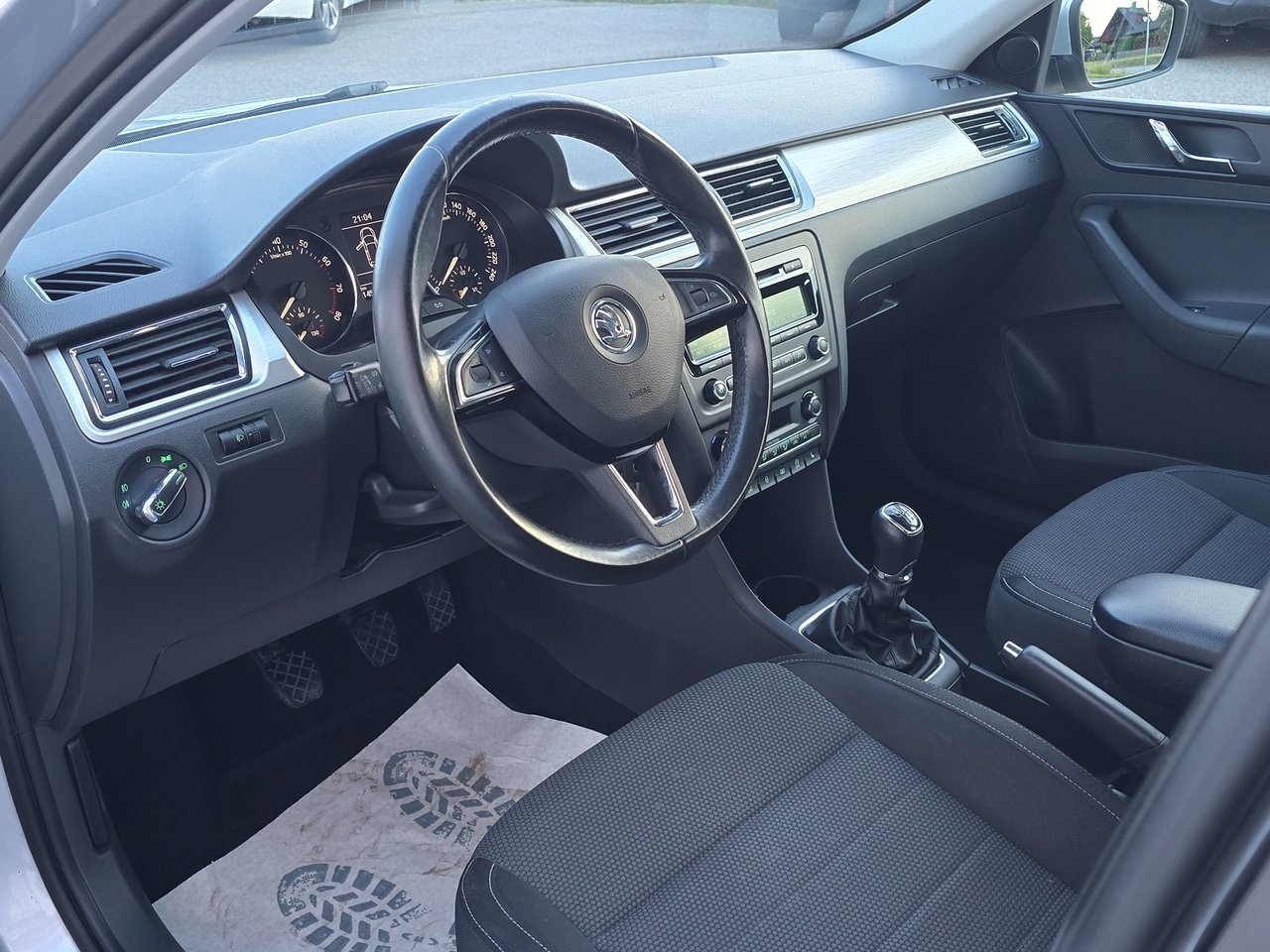 Skoda Rapid 2014, bild 7/10