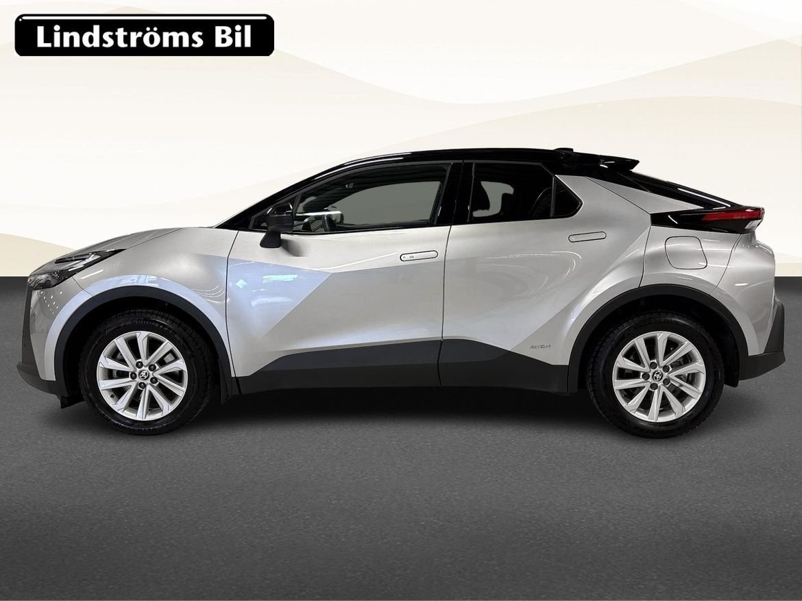 Toyota C-HR 2025, photo 6/19