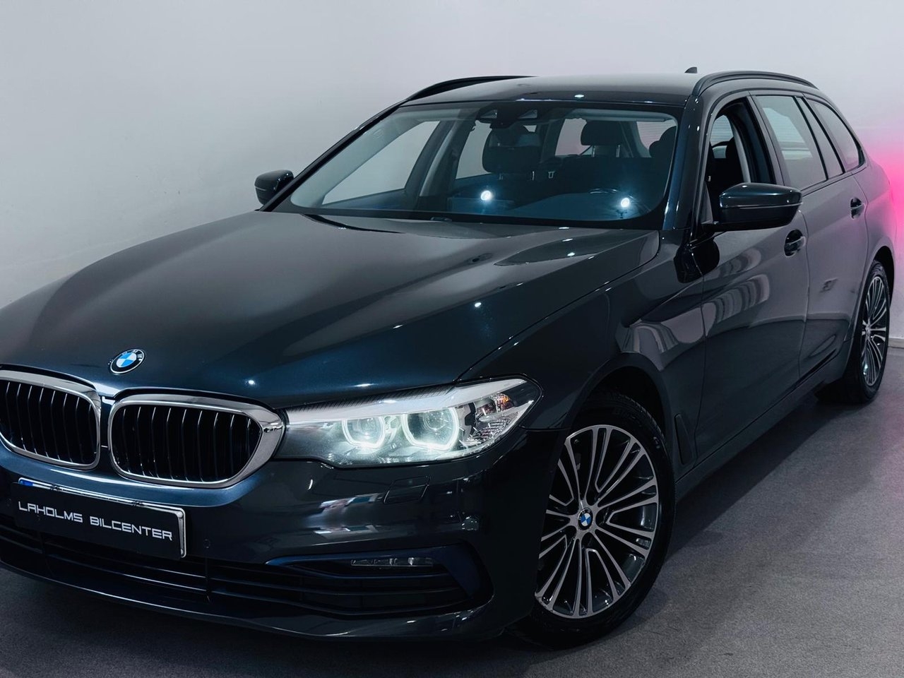 BMW 520 2019, bild 3/23