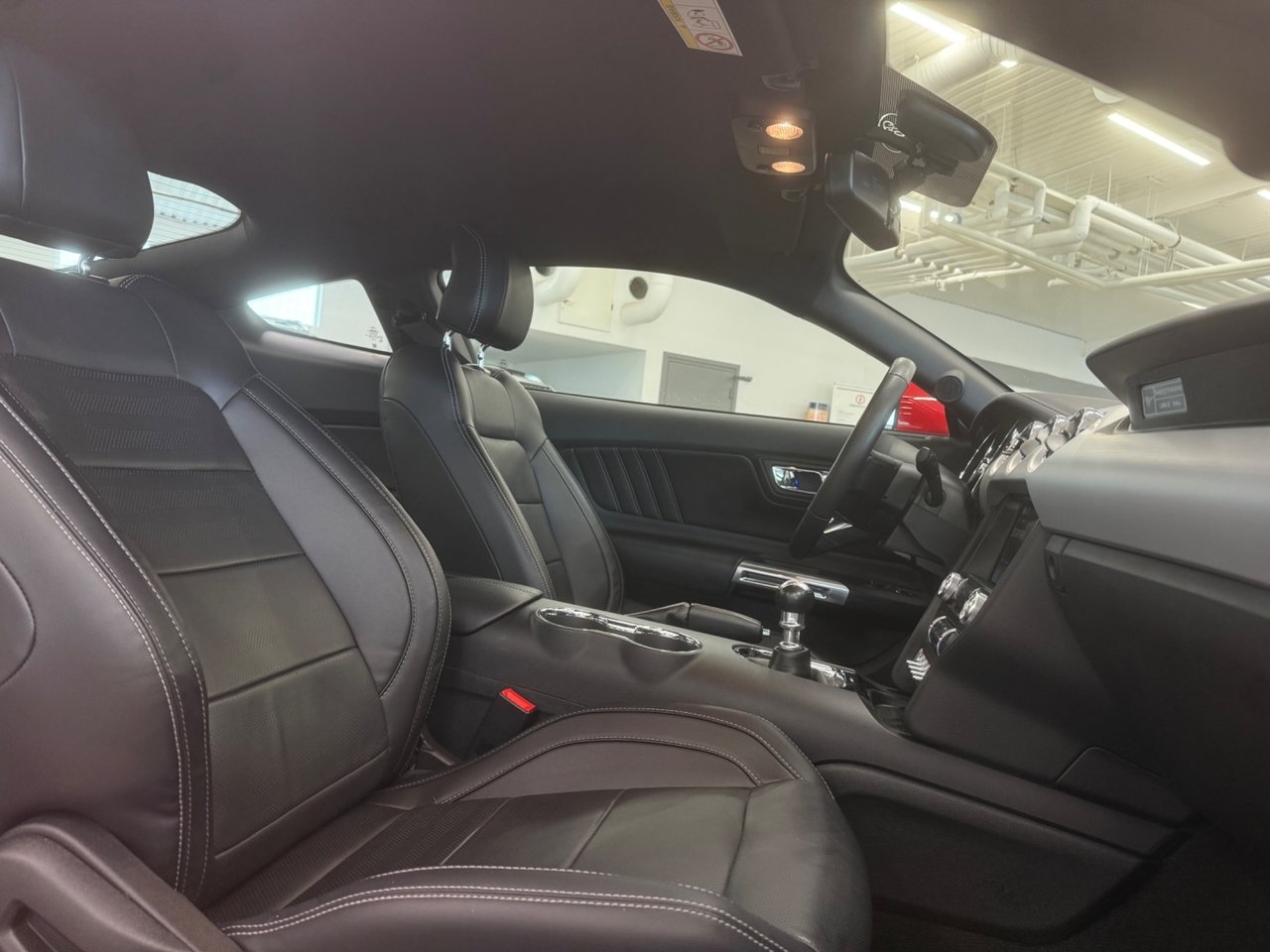 Ford Mustang 2017, kuva 6/10