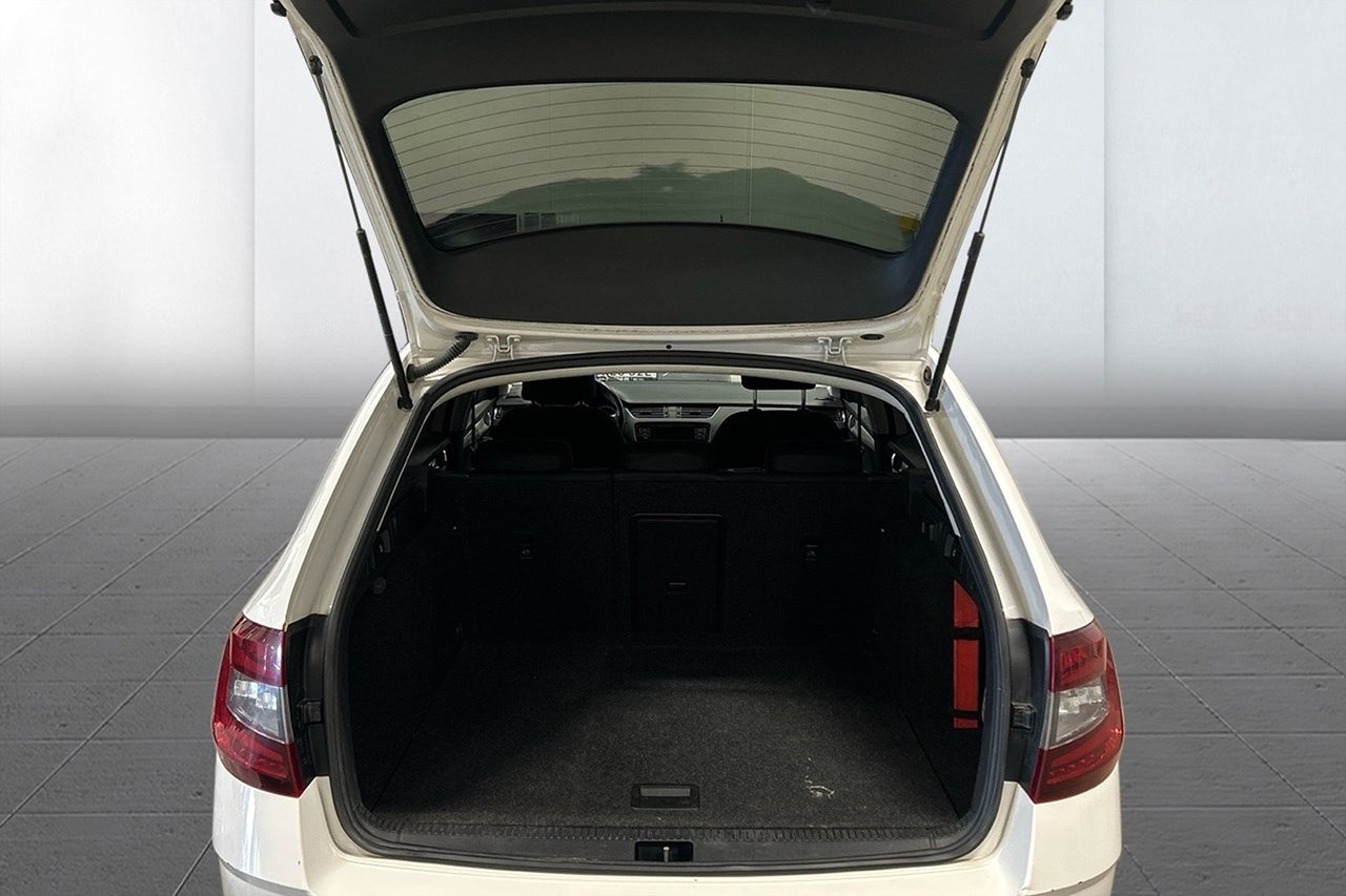 Skoda Octavia 2018, photo 5/9