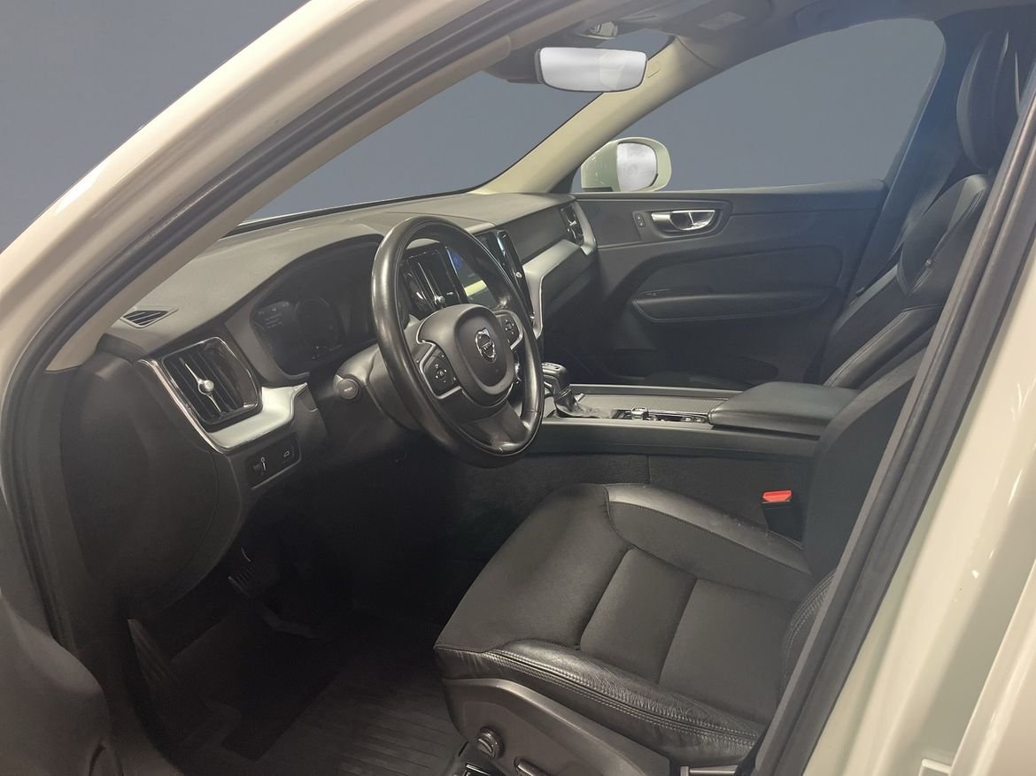 Volvo XC60 2018, kuva 6/10