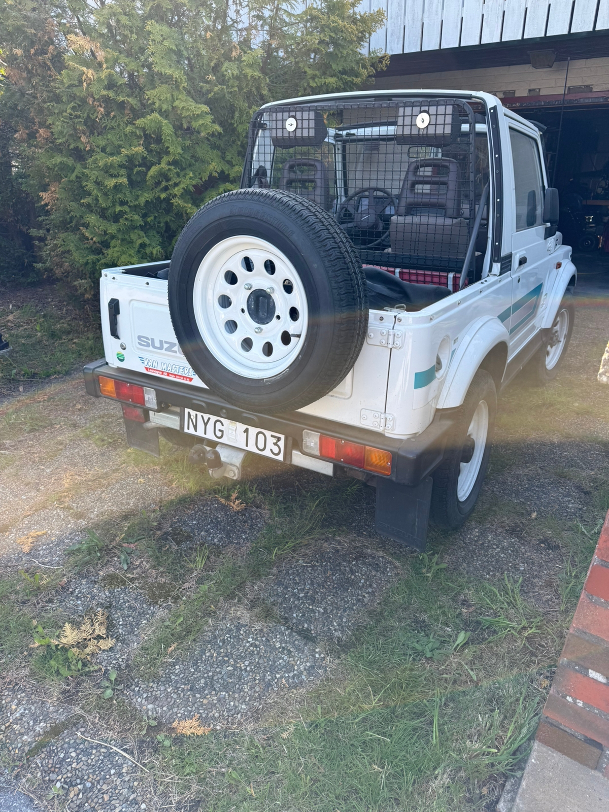 Suzuki Samurai 1.3 SOHC 8V 4WD Manuell 1988, kuva 4/7