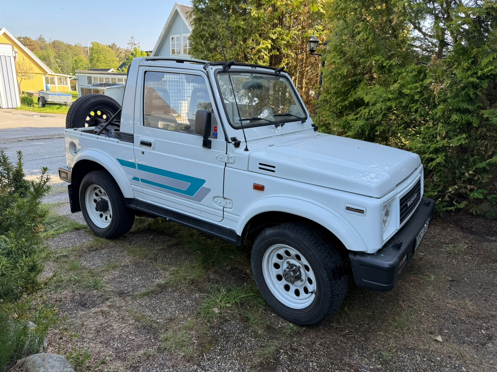 Suzuki Samurai
