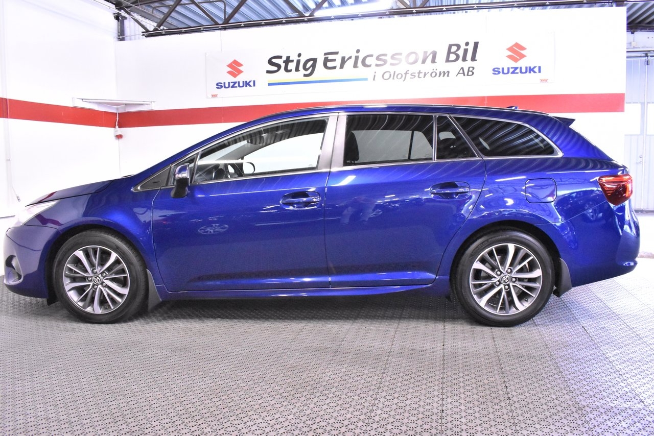 Toyota Avensis 2016, bild 4/10