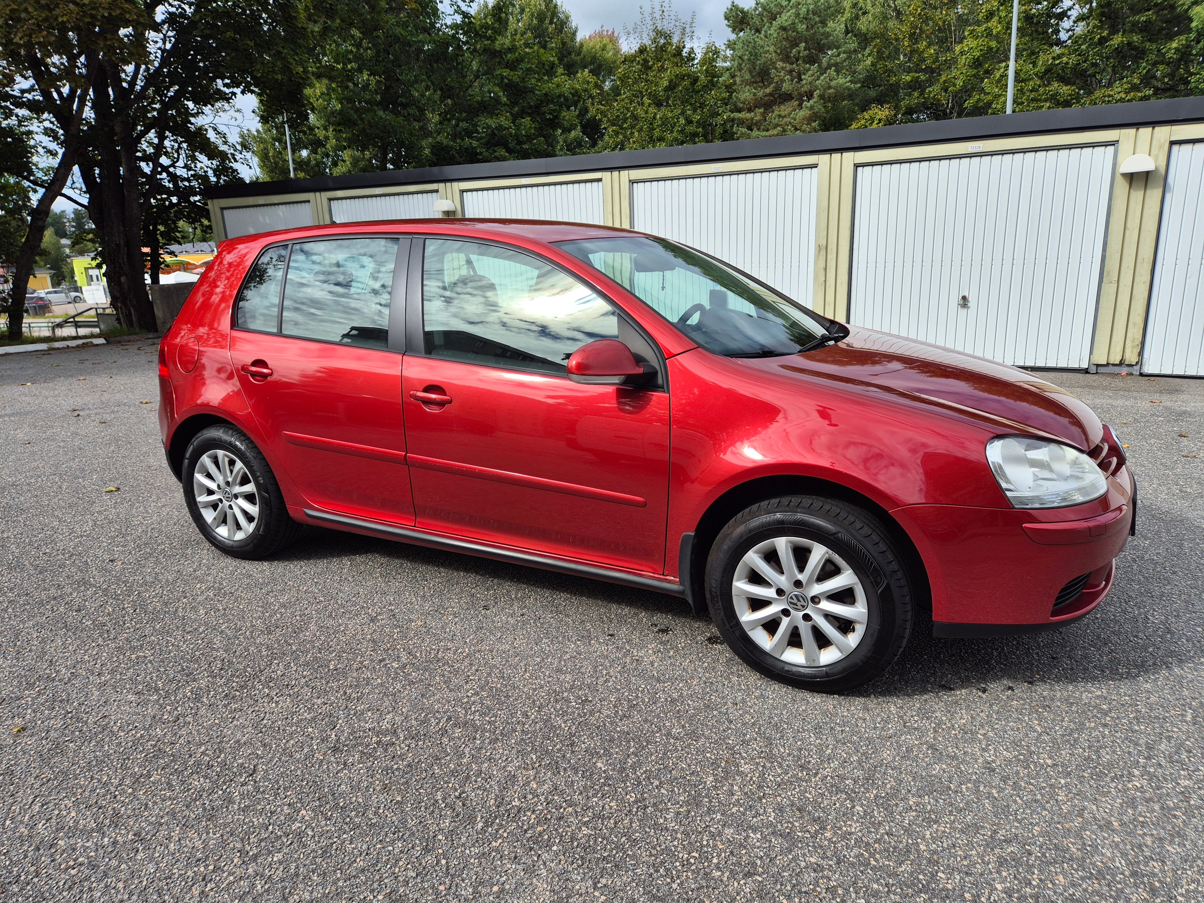 Volkswagen Golf V 5-dörrar 1.6 Manuell 2007, bild 2/6