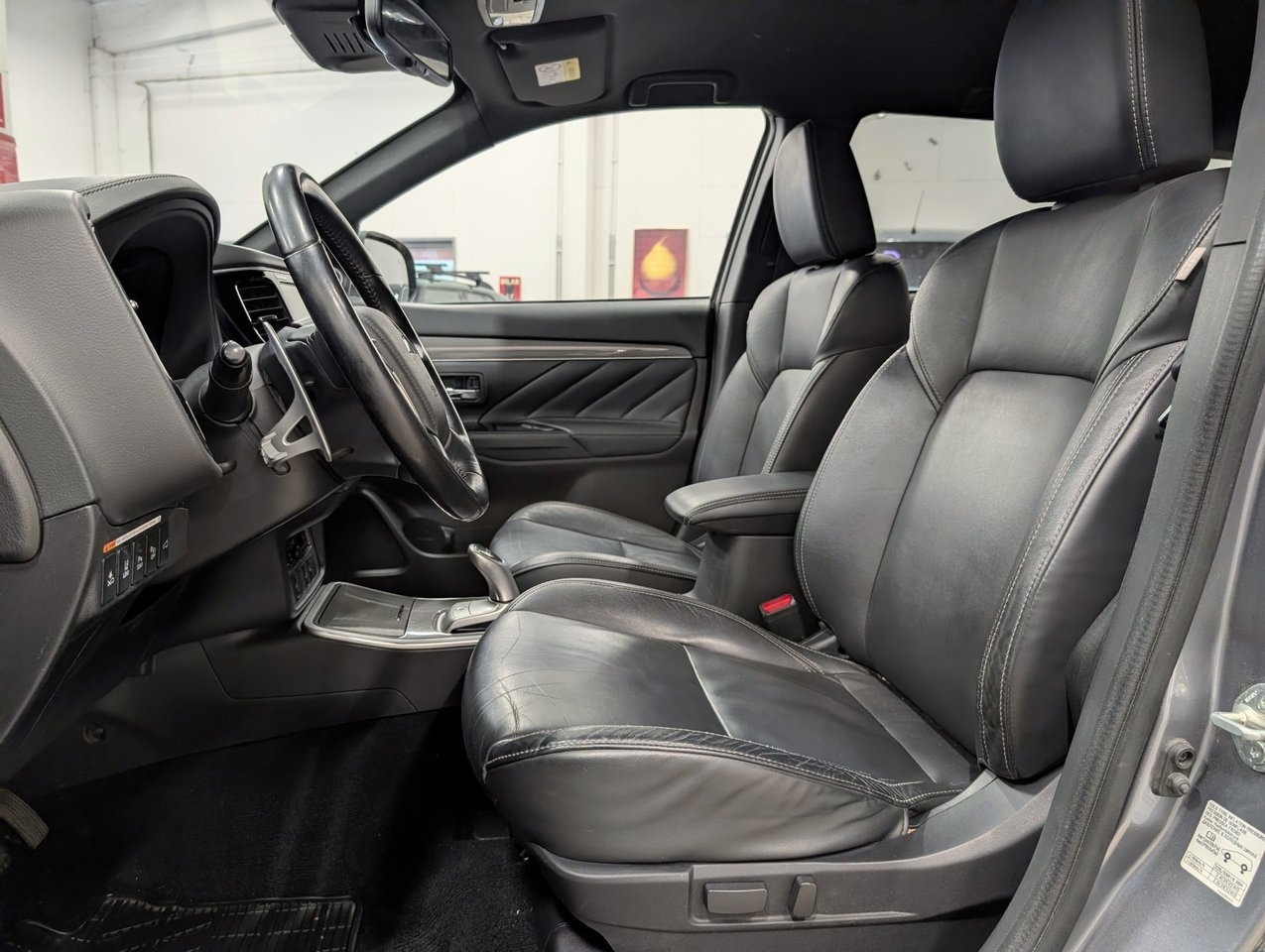 Mitsubishi Outlander 2019, bild 3/18