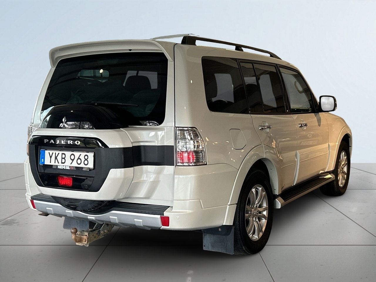 Mitsubishi Pajero 2017, kuva 6/22
