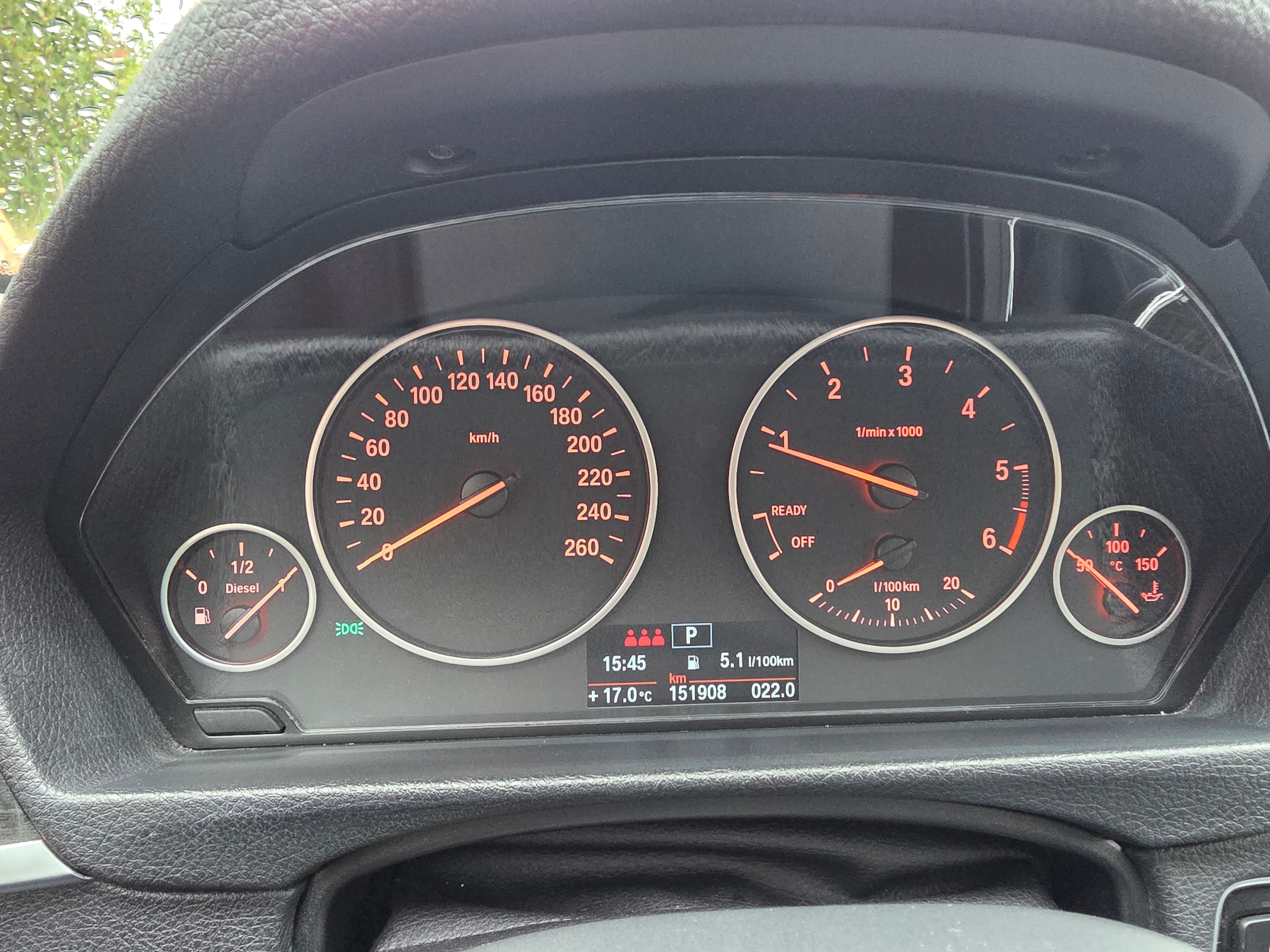 BMW 320 d Touring Steptronic Luxury Line 2013, kuva 6/17