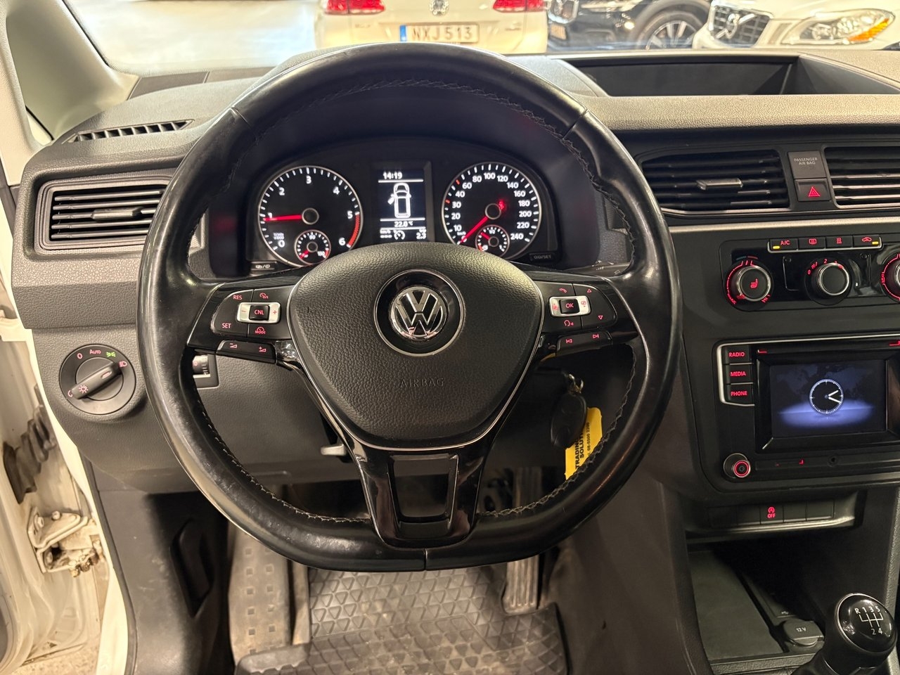 Volkswagen Caddy Van 2.0 TDI BMT Euro 6 2017, photo 5/7