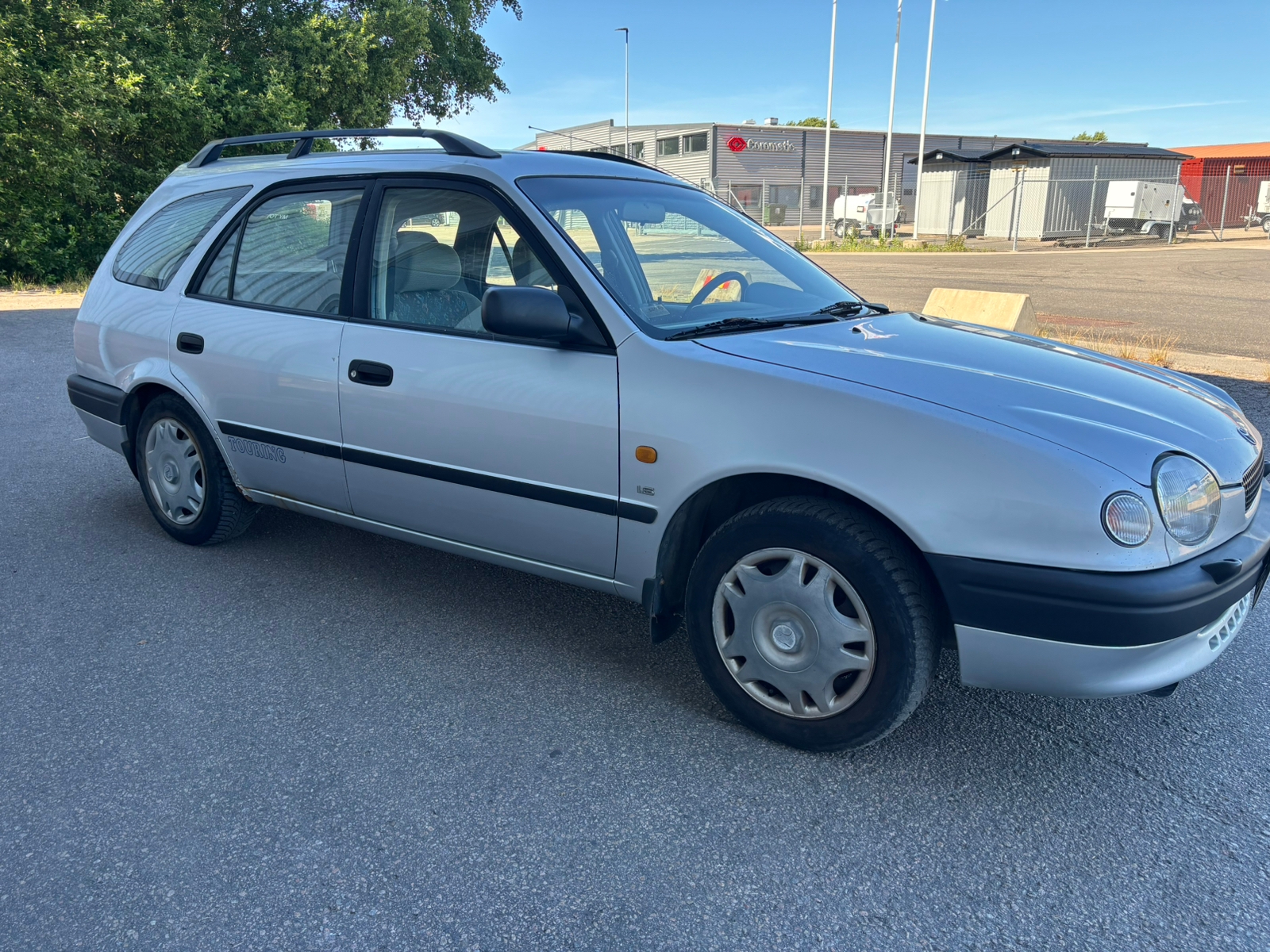 Toyota Corolla Kombi 1.6 Manuell 1998, bild 3/10