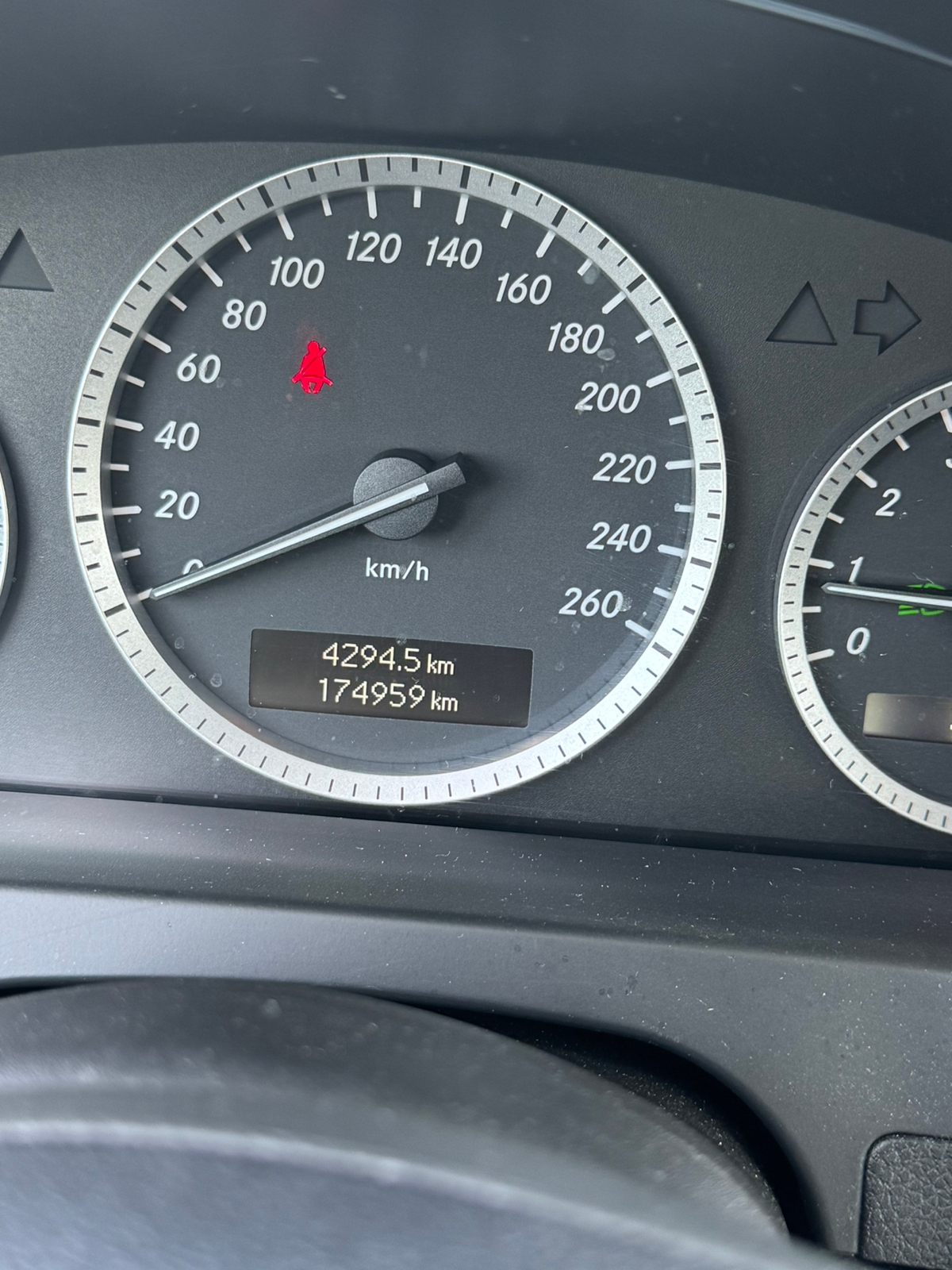 Mercedes-Benz C 2010, bild 6/9