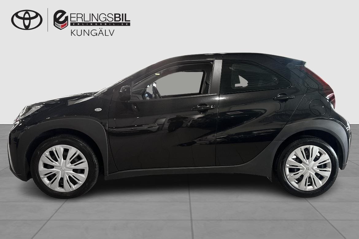 Toyota Aygo X 1,0 5D Man X-Play 2023, bild 4/12