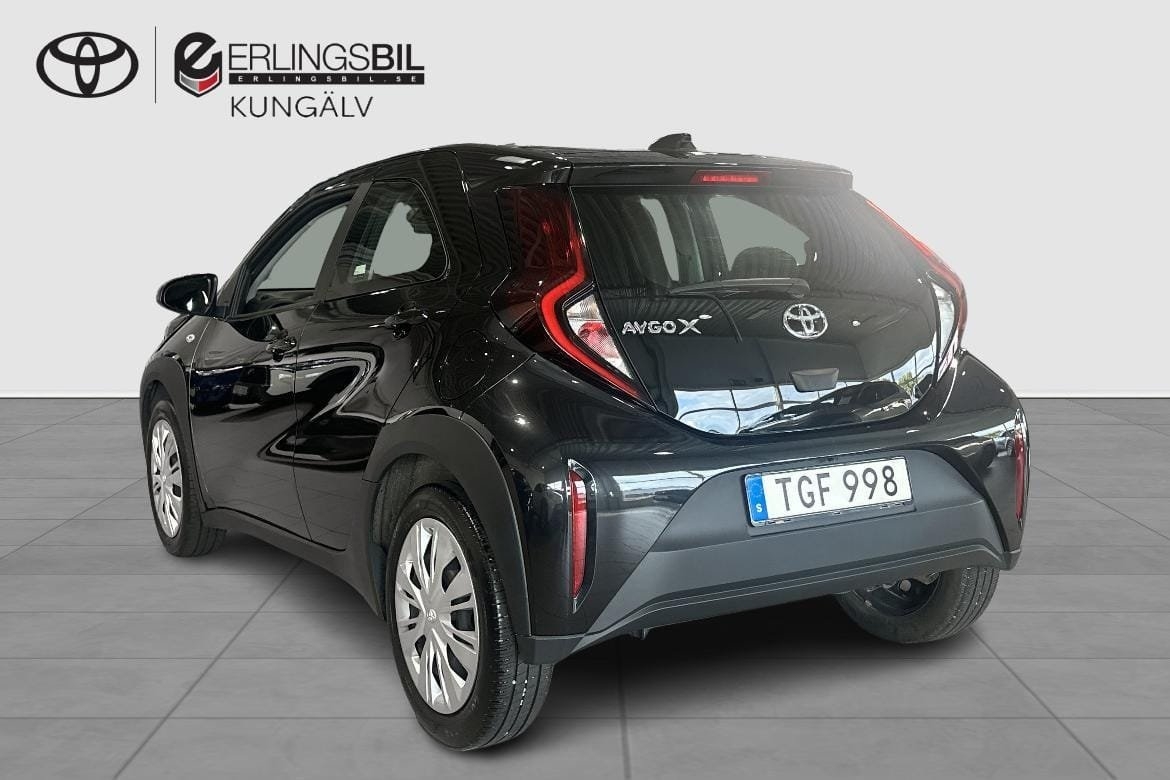 Toyota Aygo X 1,0 5D Man X-Play 2023, bild 3/12