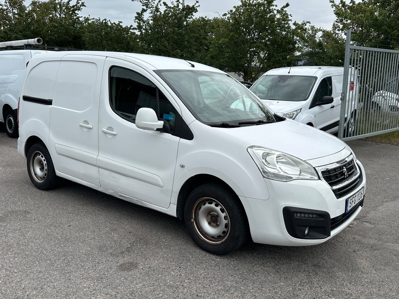 Peugeot Partner 2017, bild 2/8
