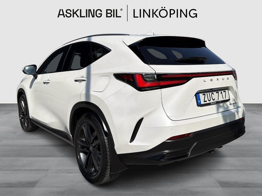 Lexus NX 2025, photo 2/10