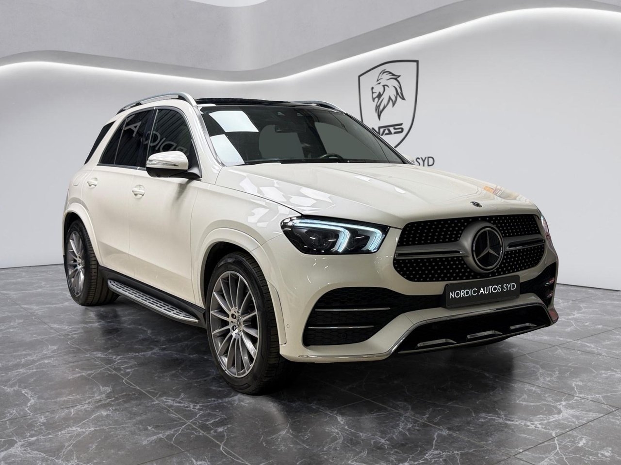 Mercedes-Benz GLE 2022, kuva 7/10