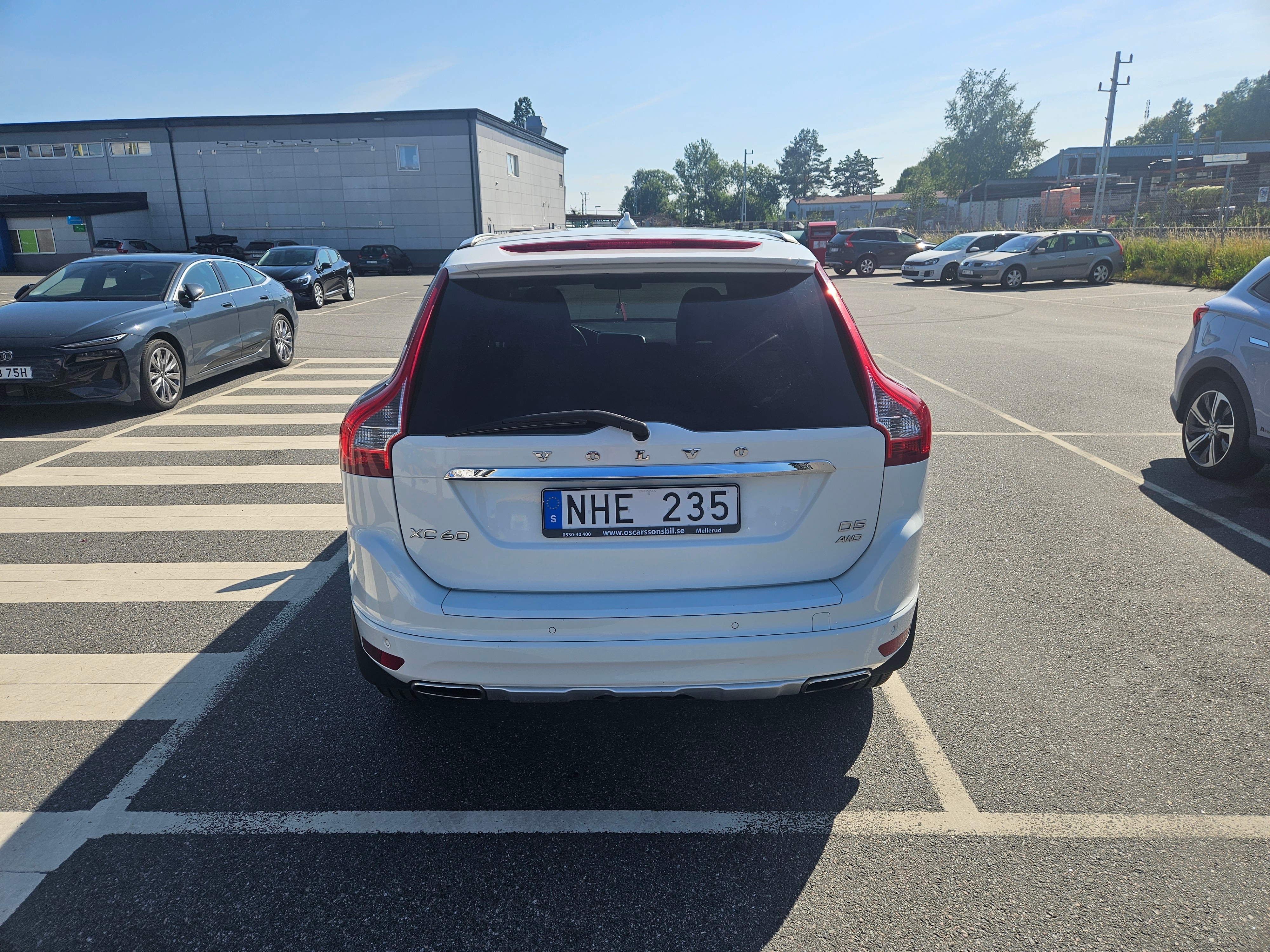 Volvo XC60 D5 AWD Geartronic 2014, photo 6/9