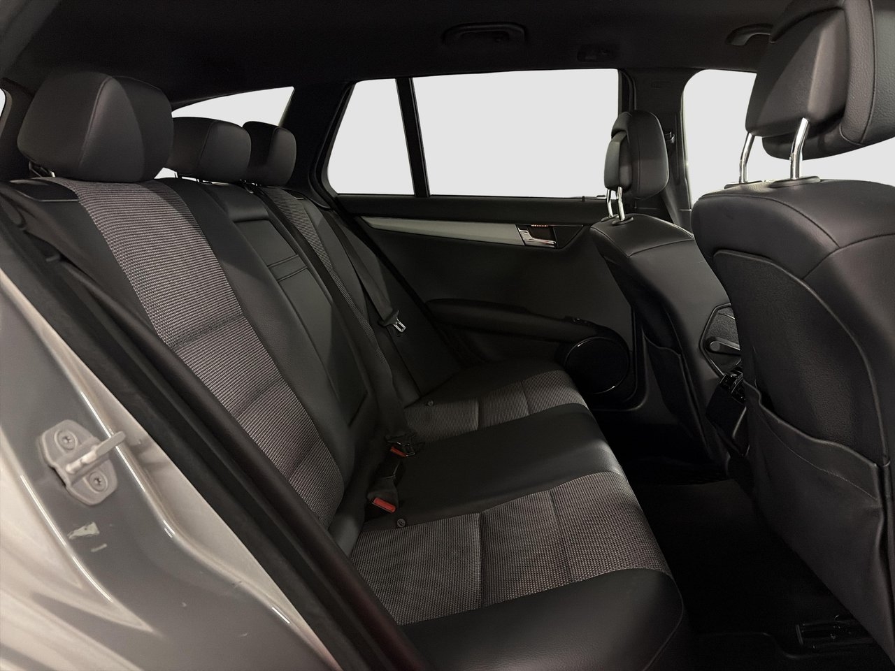 Mercedes-Benz C 2011, bild 6/10