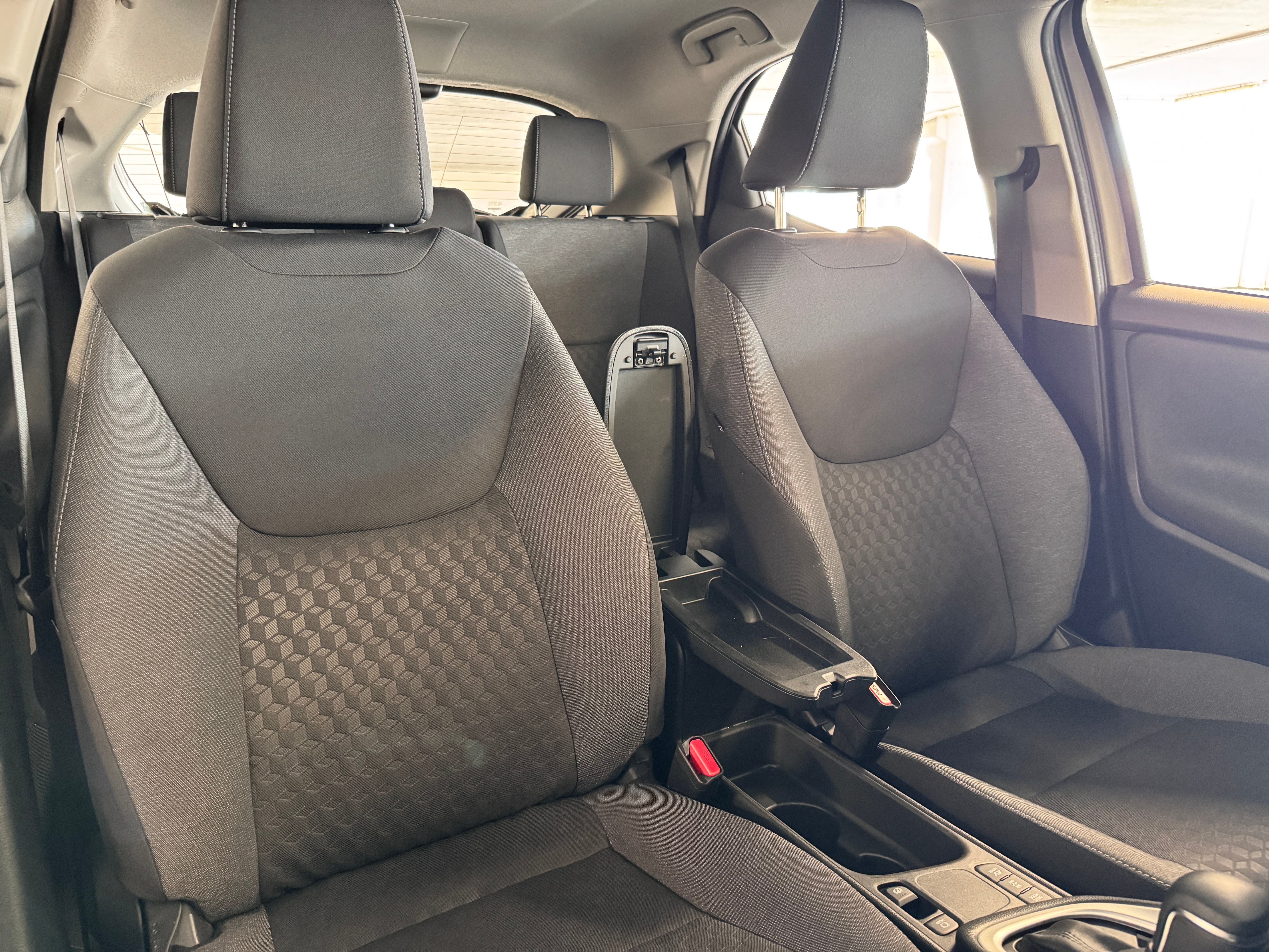 Toyota Yaris Hybrid CVT 2022, bild 5/10
