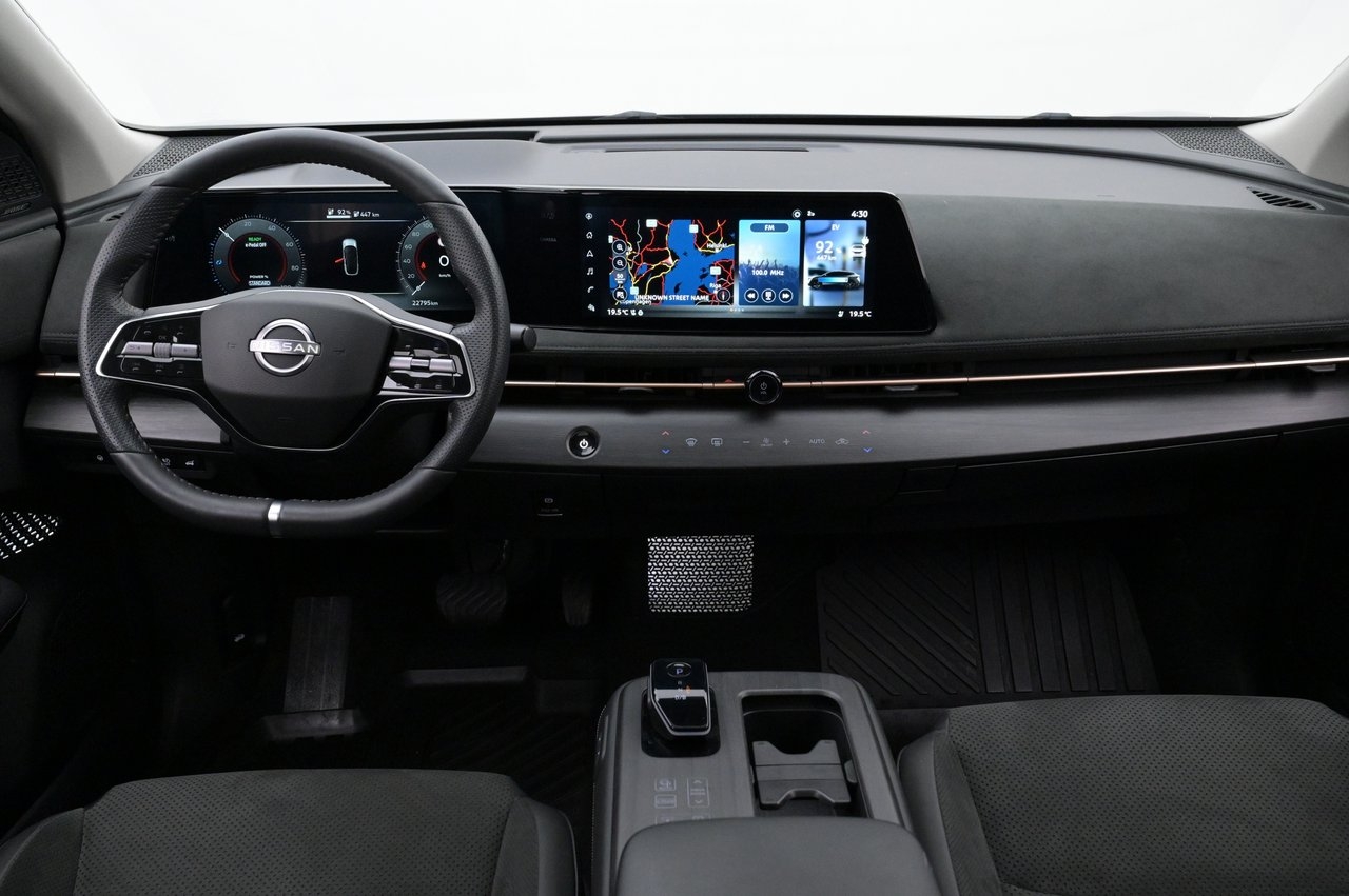 Nissan Ariya 87 e-4ORCE 90 kWh Pano 2025, bild 6/10