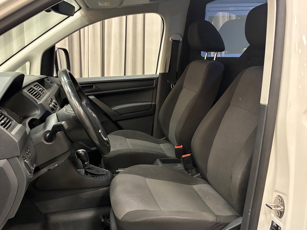 Volkswagen Caddy 2019, bild 7/10