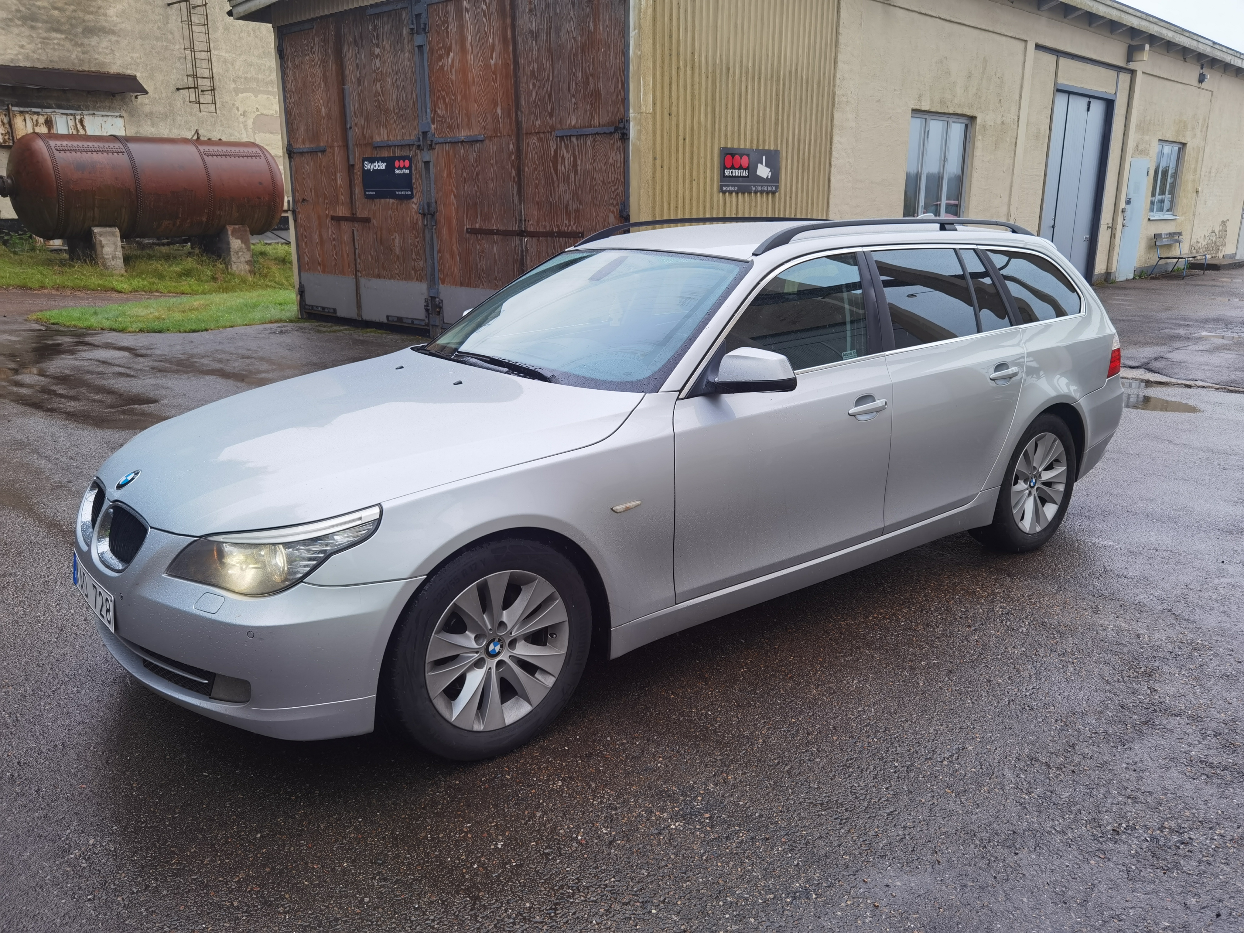 BMW 520 d Touring Automatisk 2010, bild 4/6