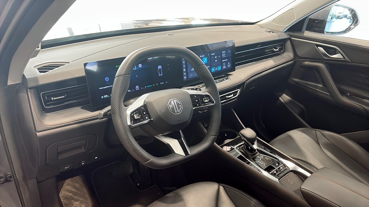MG HS LUXURY PLUG-IN HYBRID 2024, photo 3/12